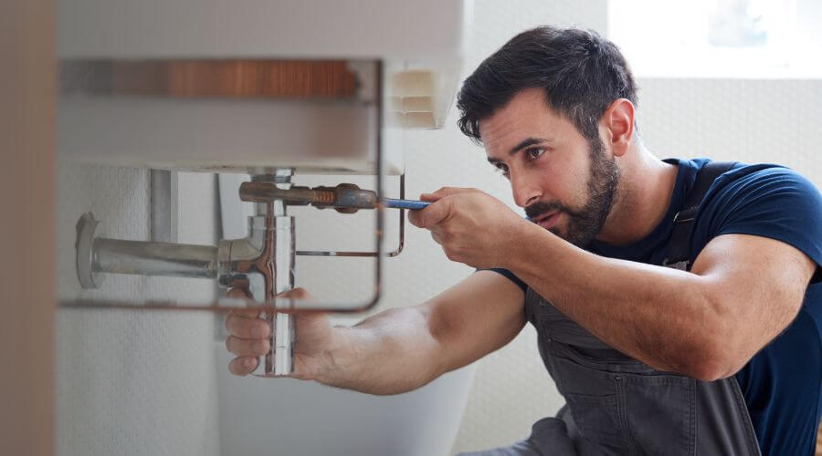 Sink faucet replacement in Powderly, KY
